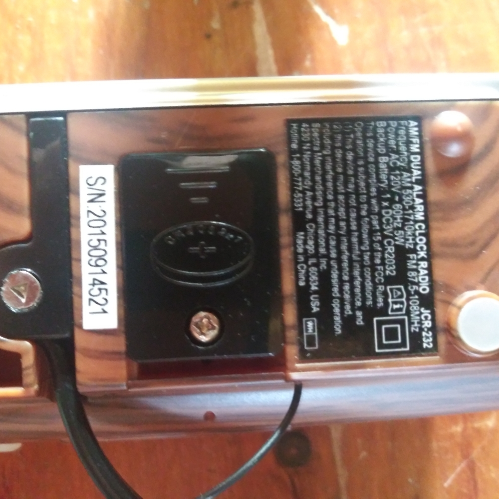 Alarm Clock - Picture 4 of 5